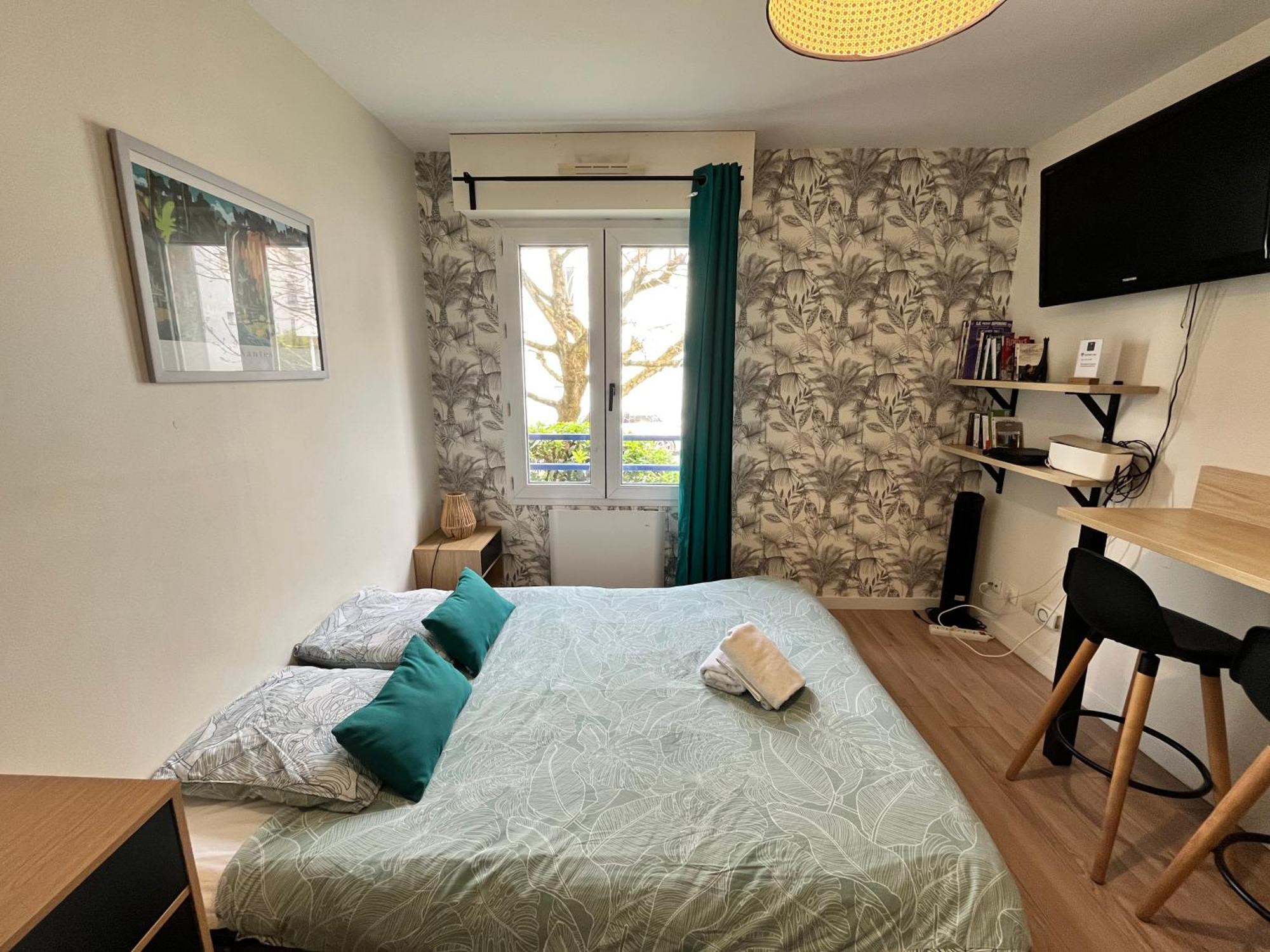 Agreable Studio Calme - Proche Tramway Et Centre Nantes Luaran gambar