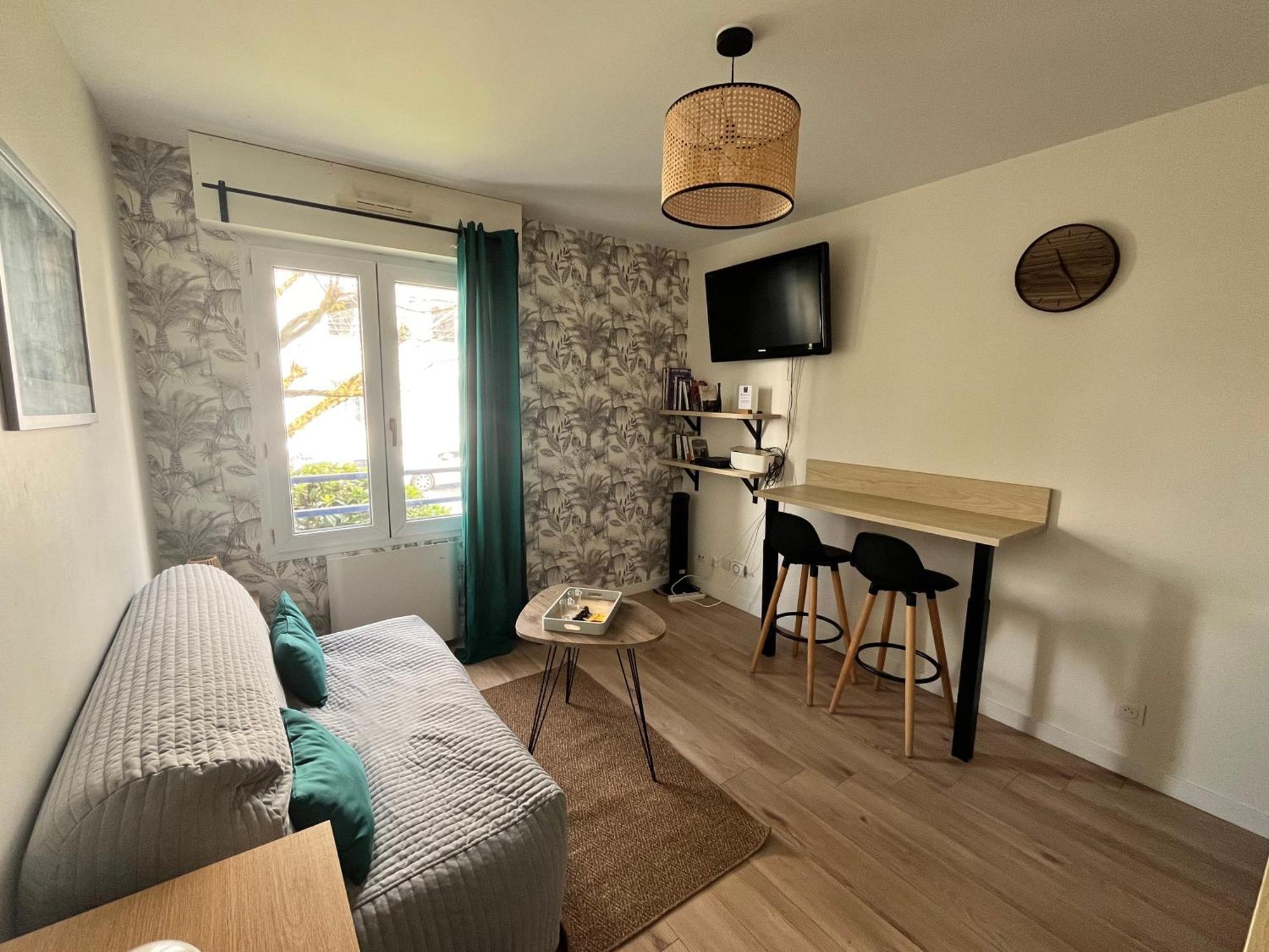 Agreable Studio Calme - Proche Tramway Et Centre Nantes Luaran gambar
